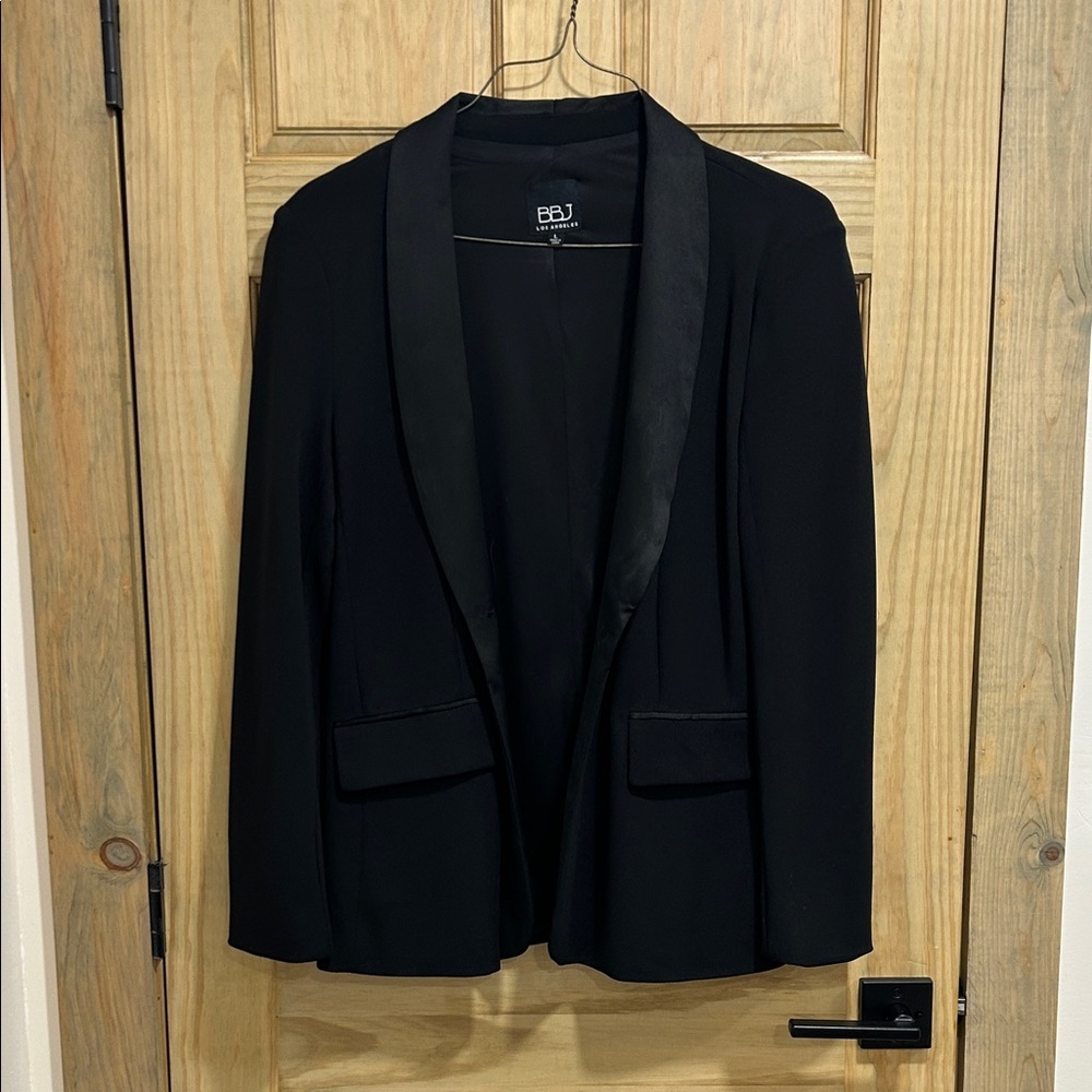 Elegant Black Blazer by BBJ